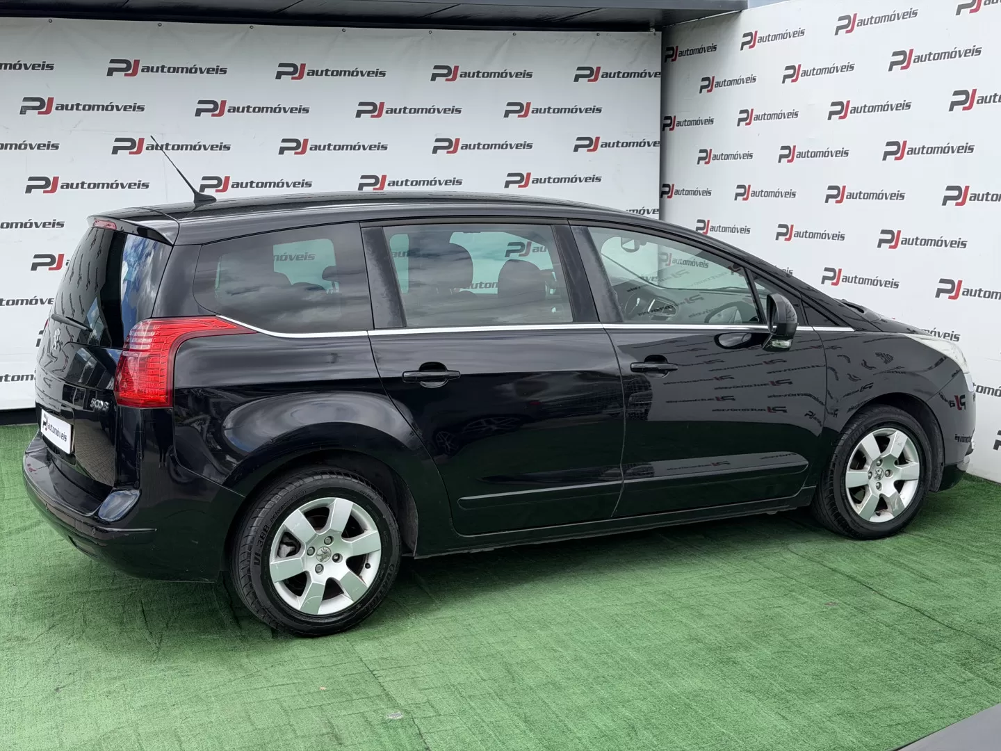 Peugeot 5008 1.6 HDi Executive JLL17 - foto 7