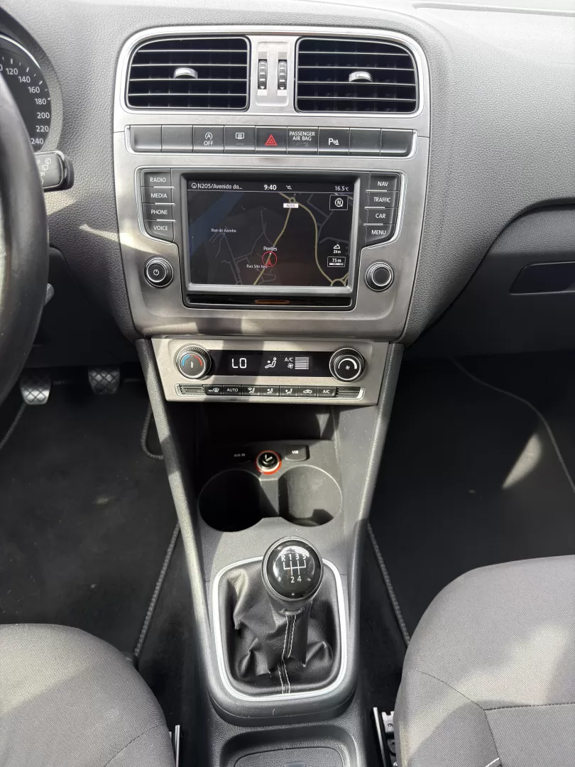 VW Polo 1.4 TDi Lounge - foto 7
