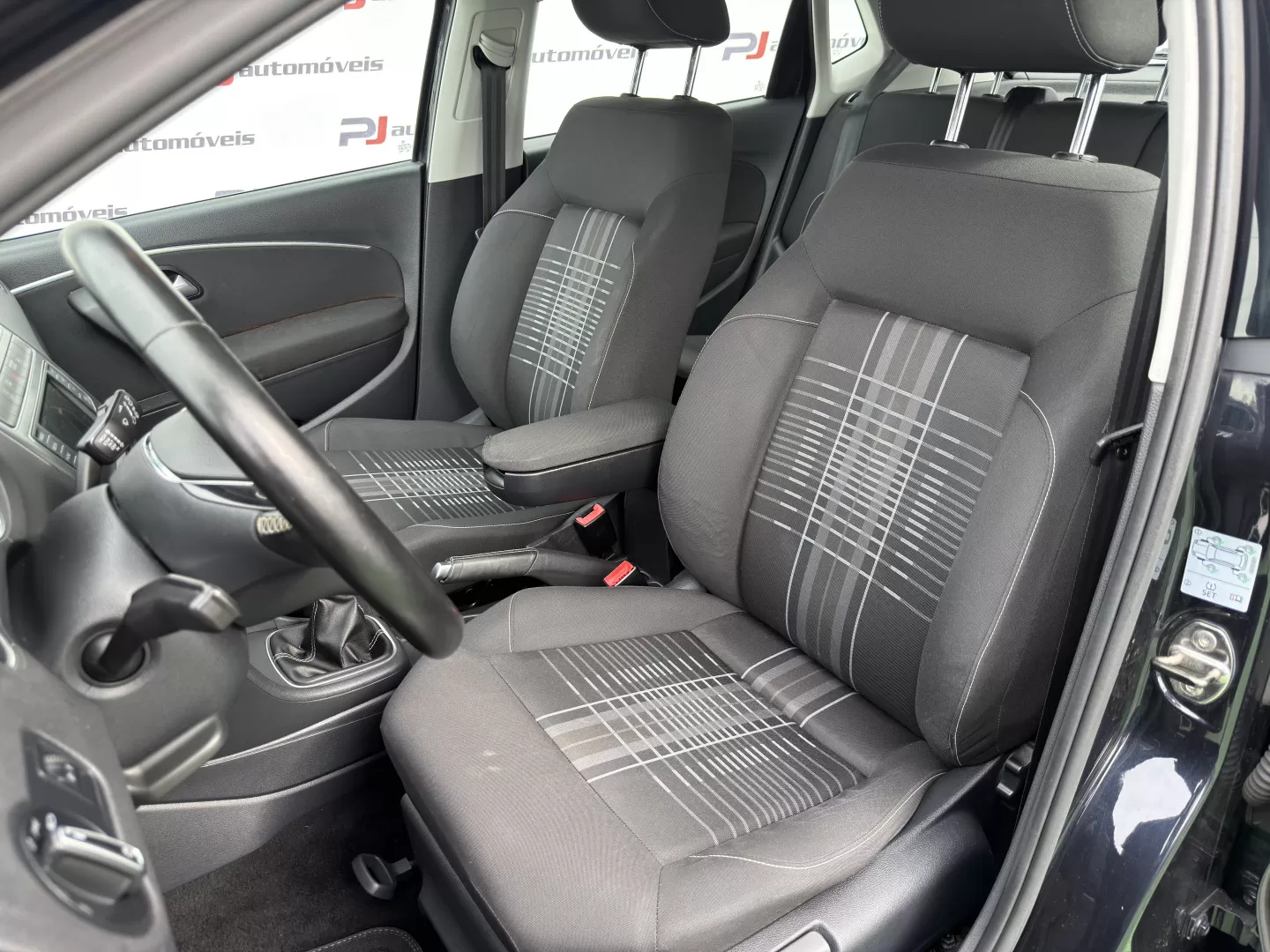 VW Polo 1.4 TDi Lounge - foto 8