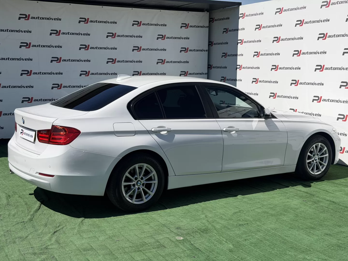 BMW 318 318d Sport - foto 7