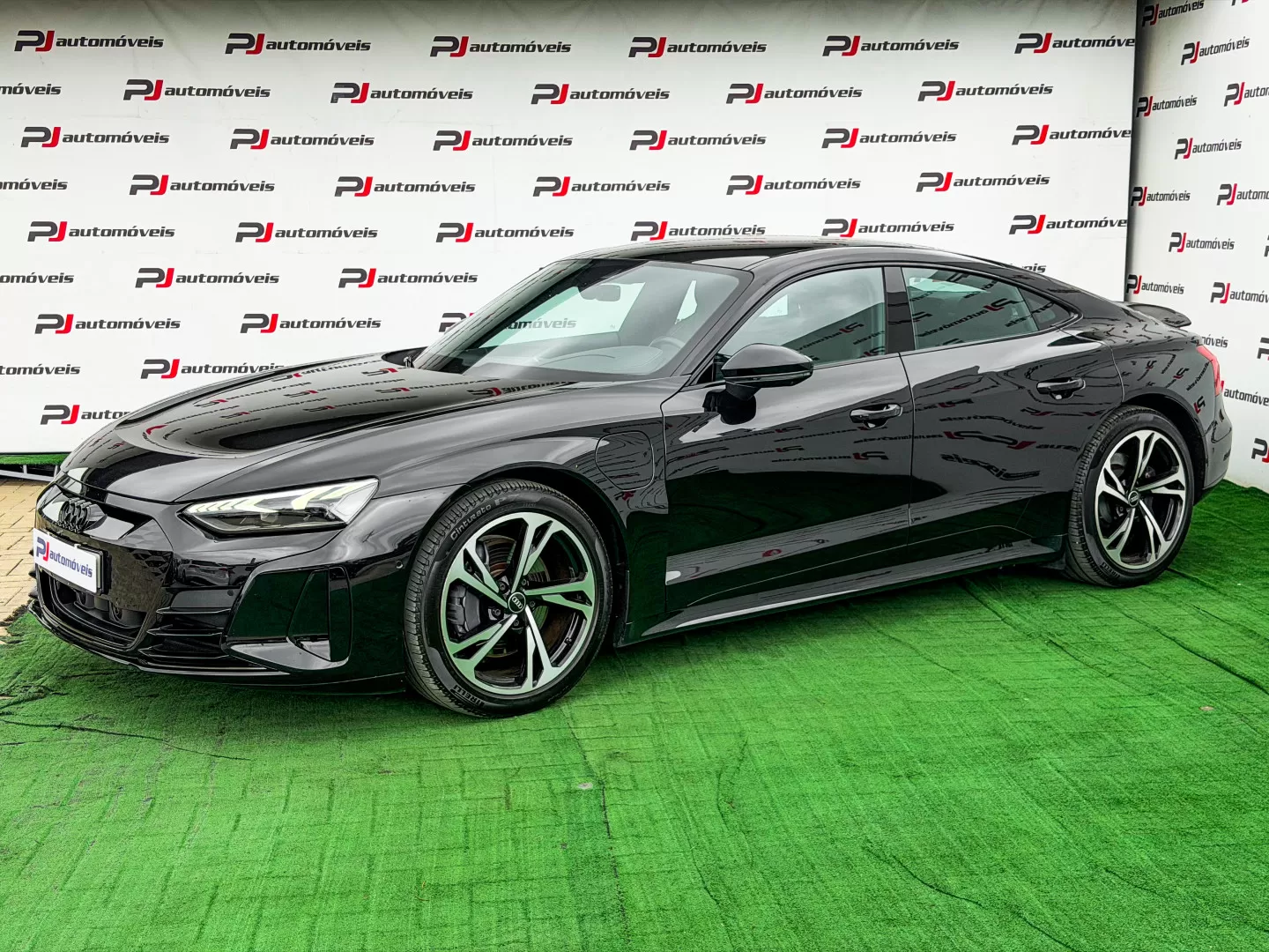Audi e-tron GT quattro - foto 2