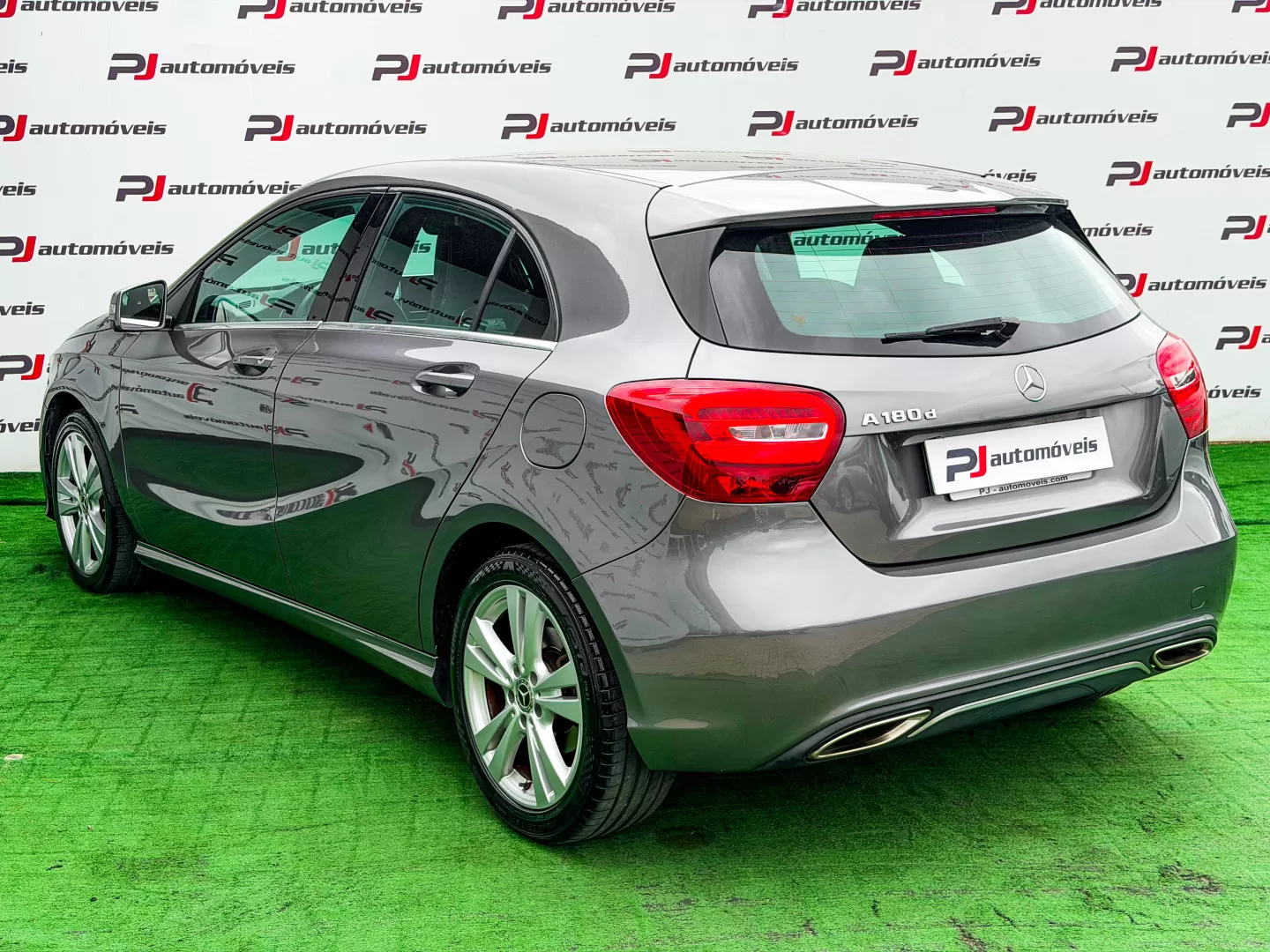 Mercedes-Benz A 180 d Urban Aut. - foto 6