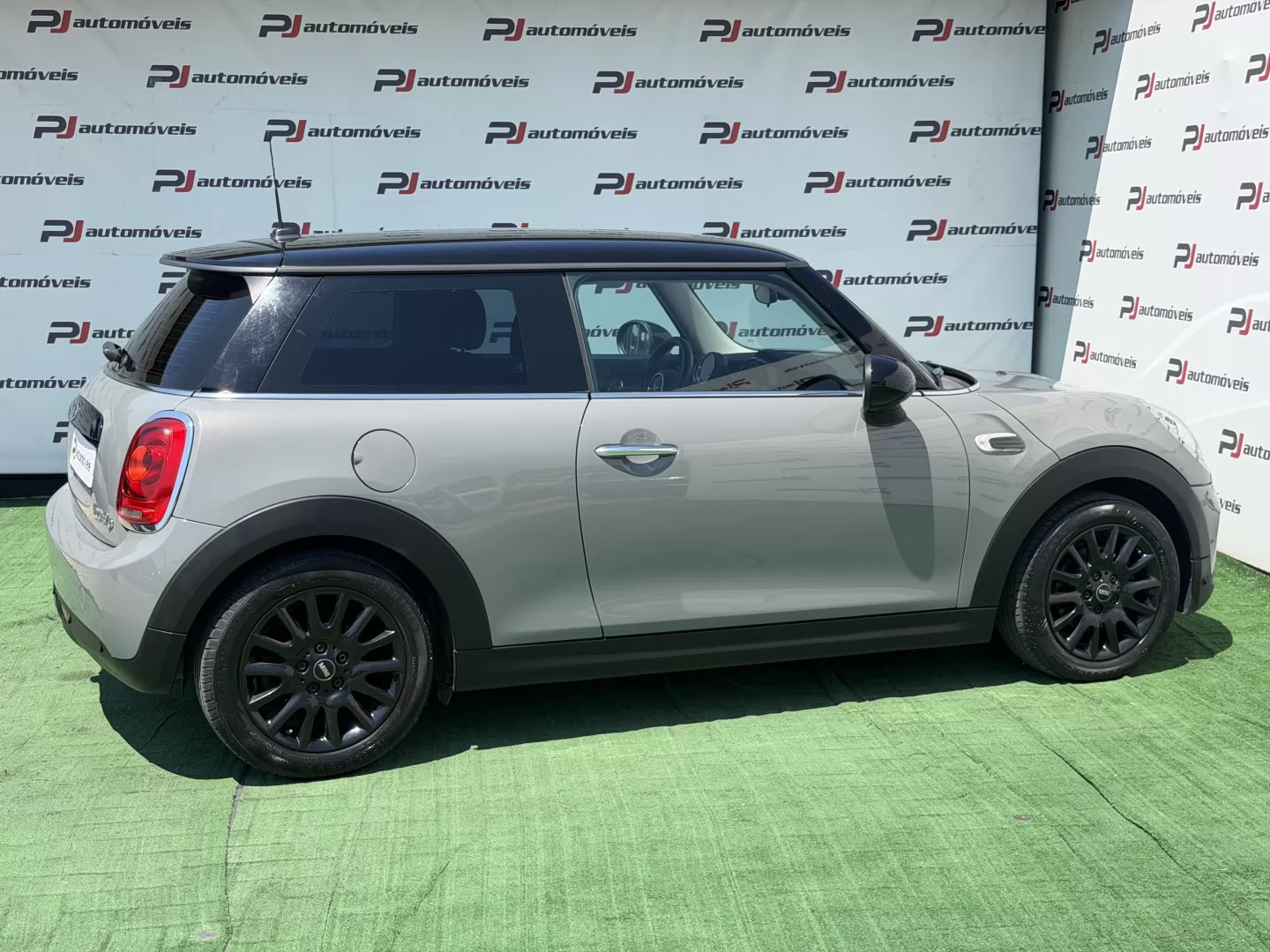 MINI Cooper Cooper D - foto 8