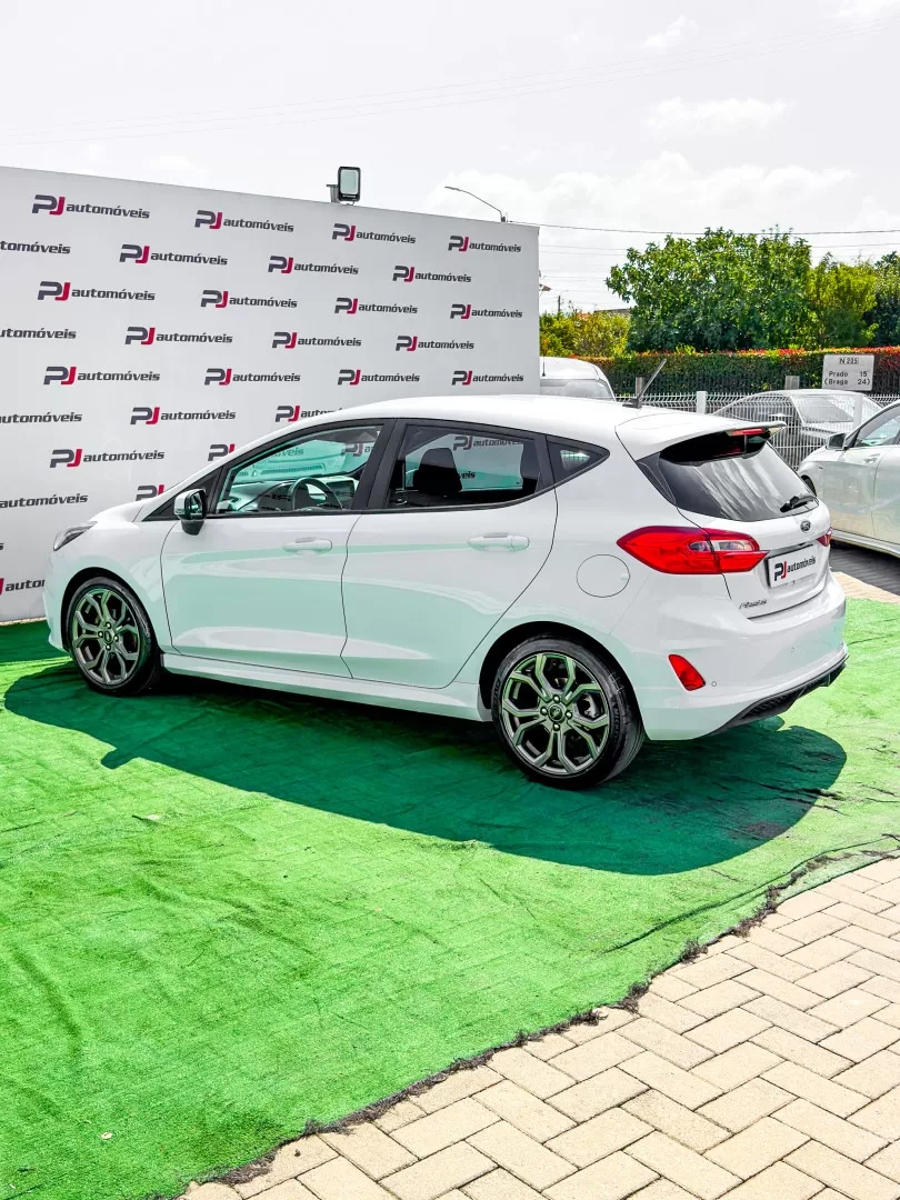 Ford Fiesta 1.0 EcoBoost MHEV ST-Line - foto 8