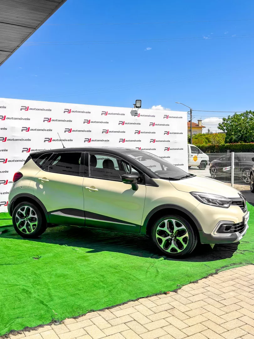 Renault Captur 0.9 TCE Exclusive - foto 8