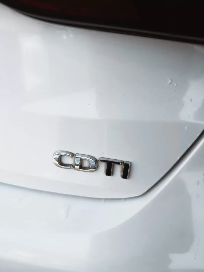 Opel Astra 1.6 CDTI Ecotec Edition S/S - foto 8