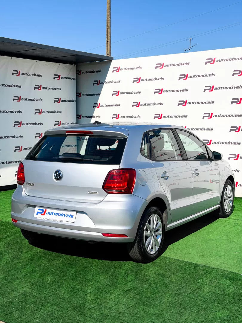 VW Polo 1.0 Confortline Nav - foto 4