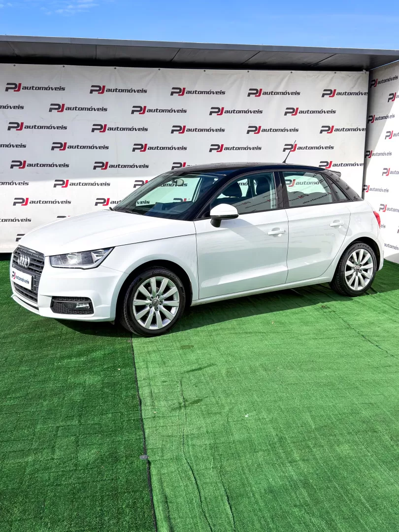 Audi A1 Sportback 1.4 TDI Design - foto 2