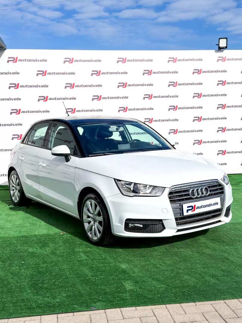 Audi A1 Sportback 1.4 TDI Design - foto 4