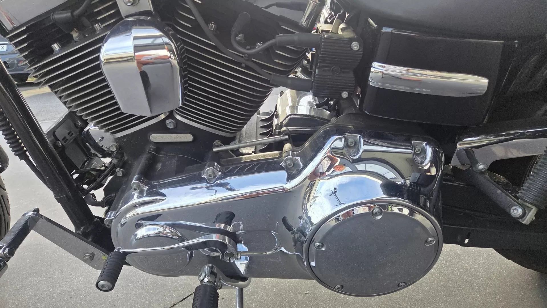 Harley-Davidson Dyna SUPER GLIDE CUSTOM - foto 3