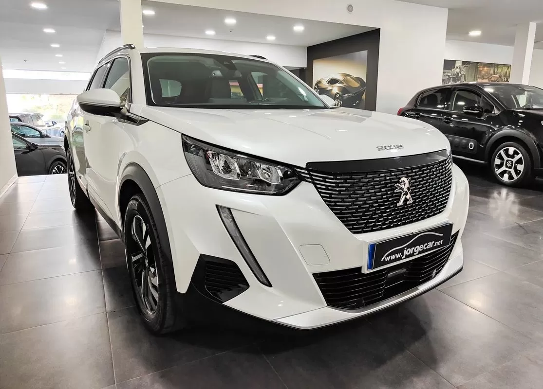 Peugeot 2008 1.2 PureTech Allure - foto 4