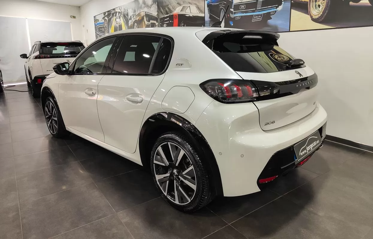 Peugeot 208 1.2 PureTech GT Line - foto 2