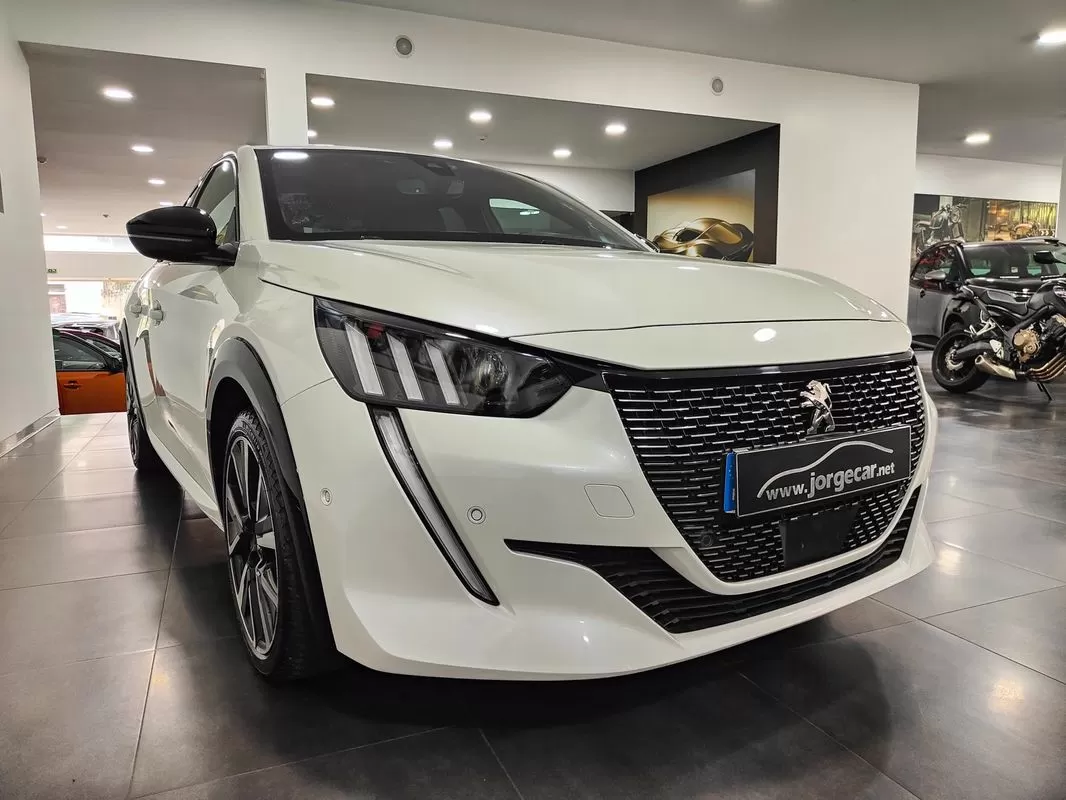 Peugeot 208 1.2 PureTech GT Line - foto 8