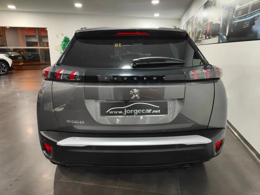 Peugeot 2008 1.2 PureTech Allure - foto 6
