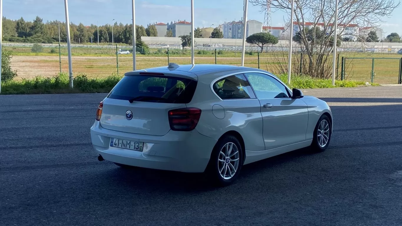 BMW 116 d EfficientDynamics - foto 6