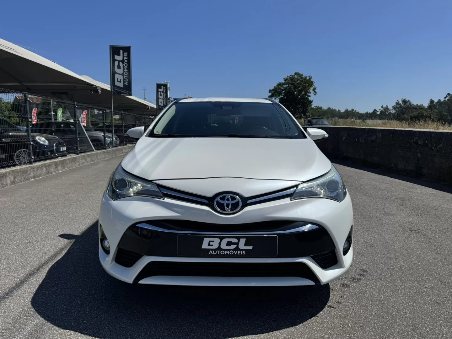 Toyota Avensis Touring Sports 2.0 D-4D Luxury+GPS - foto 2