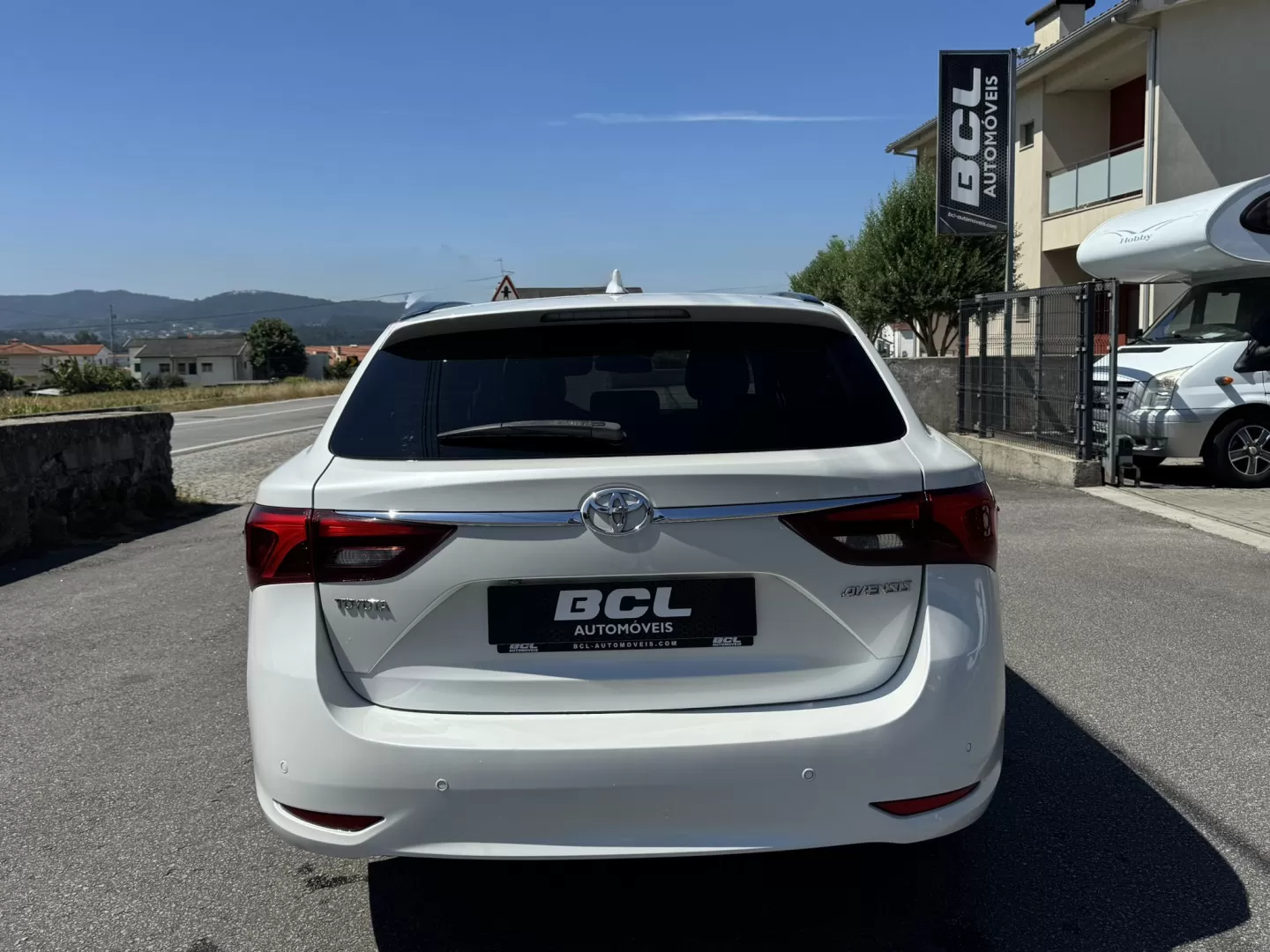 Toyota Avensis Touring Sports 2.0 D-4D Luxury+GPS - foto 6