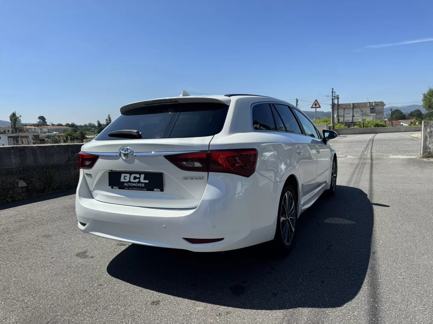 Toyota Avensis Touring Sports 2.0 D-4D Luxury+GPS - foto 7