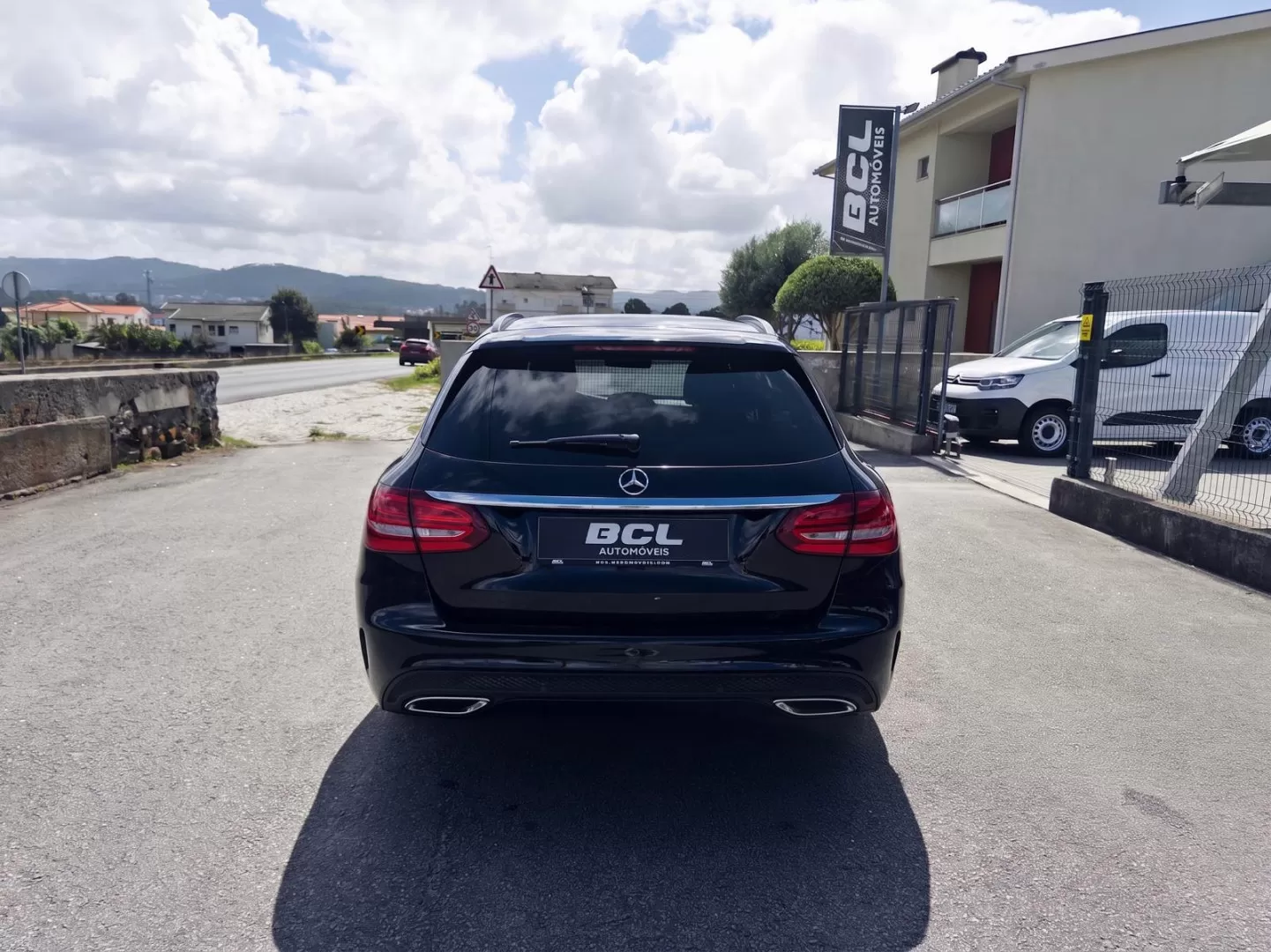 Mercedes-Benz C 200 d Station 9G-TRONIC AMG Line - foto 6