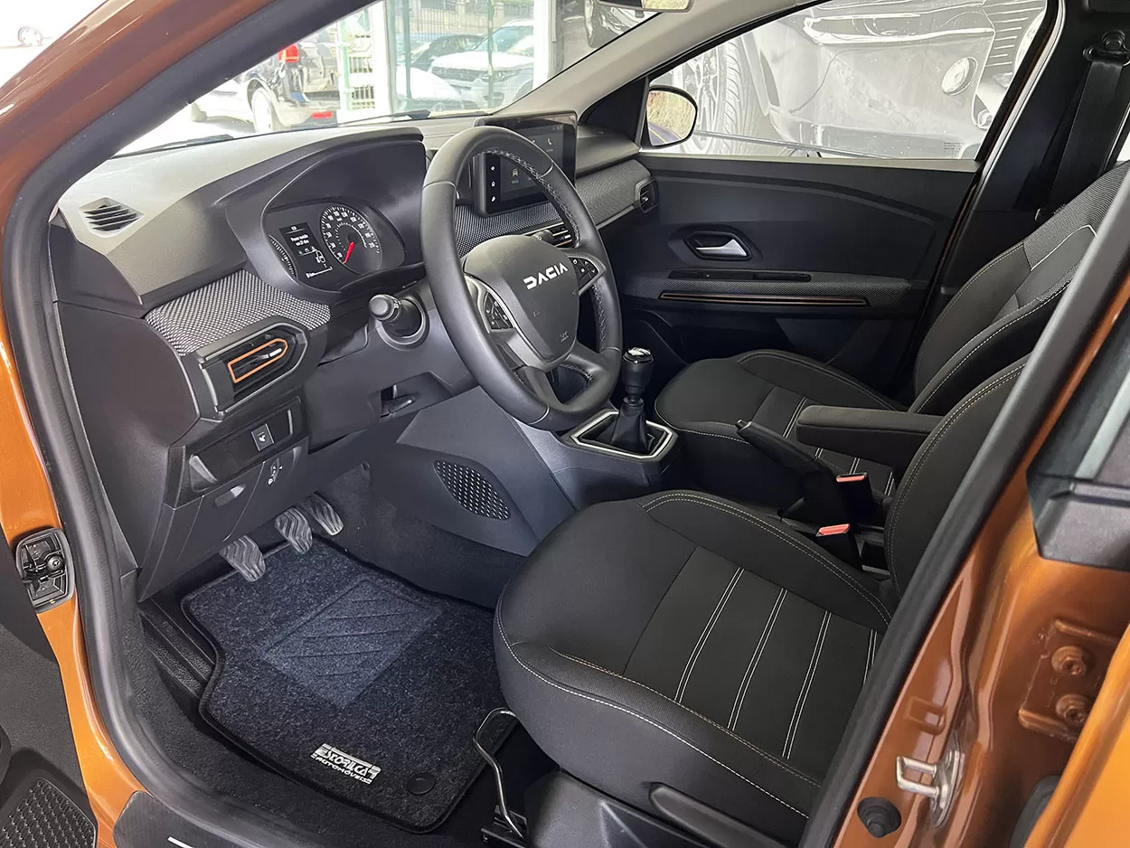 Dacia Sandero 1.0 SCe Essential - foto 6