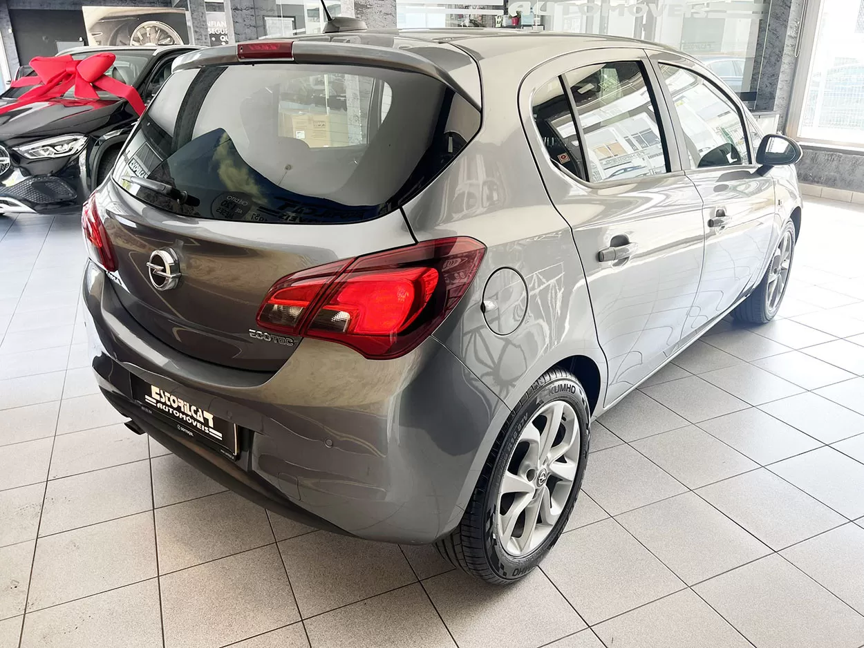 Opel Corsa 1.0 T 120 Anos - foto 4
