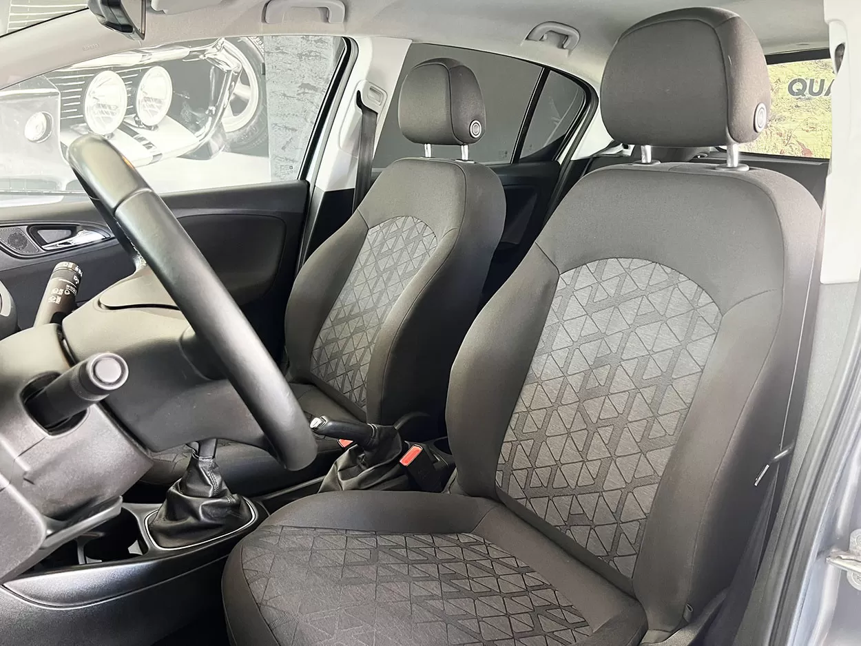 Opel Corsa 1.0 T 120 Anos - foto 7