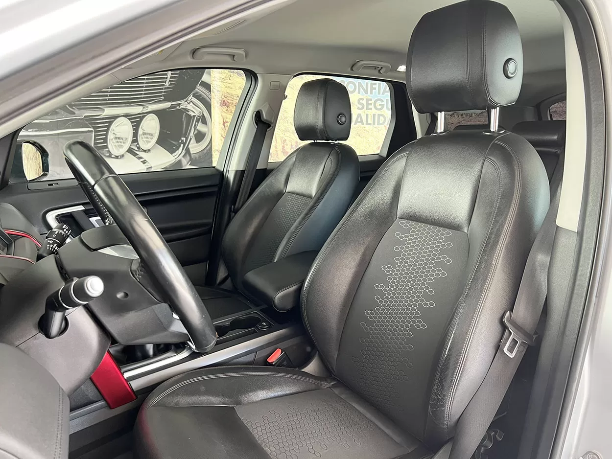 Land Rover Discovery Sport 2.0 D AWD - foto 7