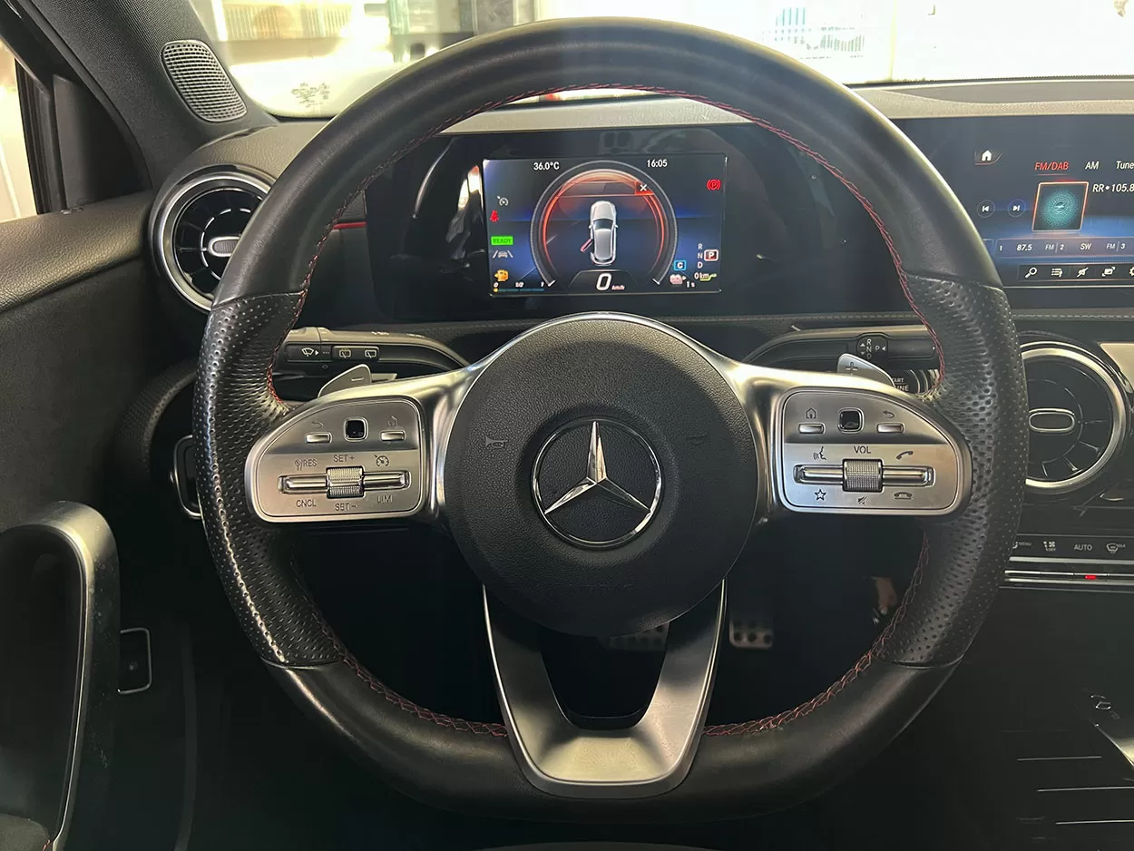 Mercedes-Benz A 250 e AMG Line - foto 8
