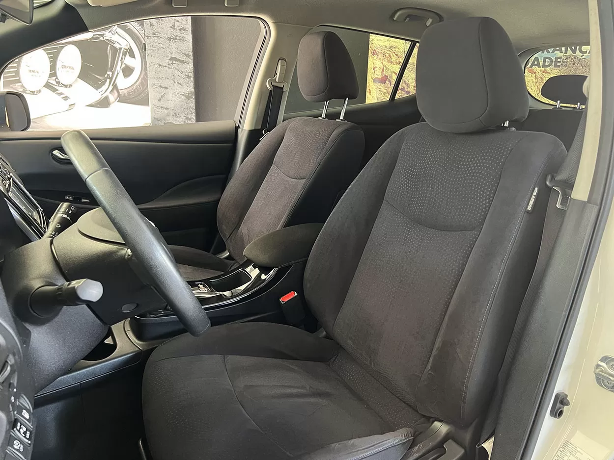 Nissan Leaf 24 kWh - foto 6