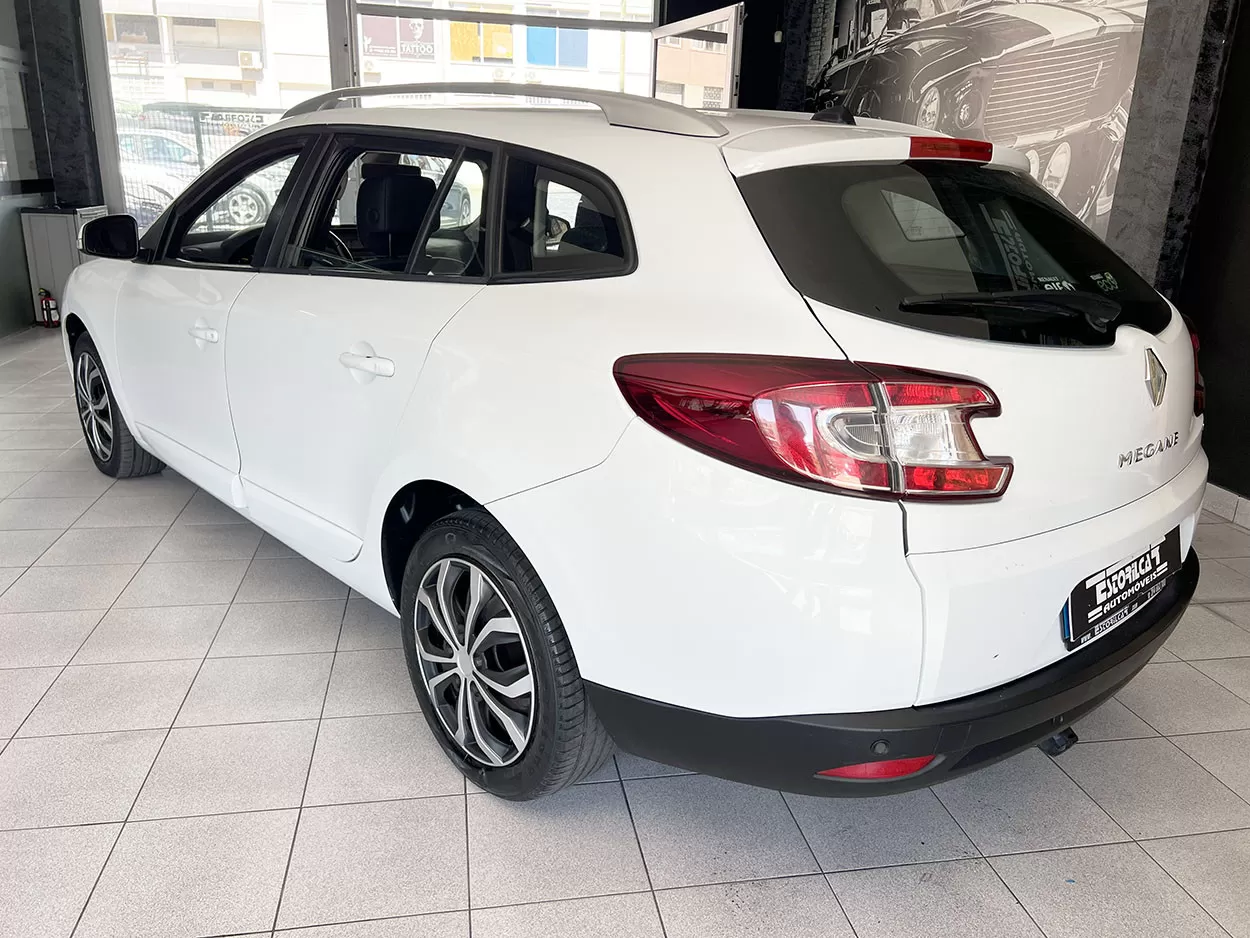Renault Mégane Sport Tourer 1.5 dCi Limited - foto 4