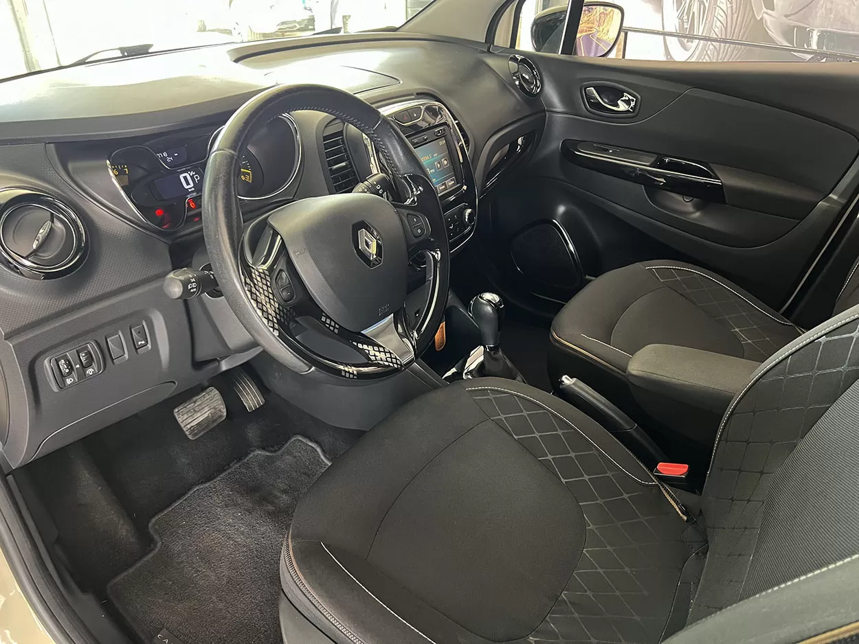 Renault Captur 1.2 TCe Exclusive EDC - foto 6
