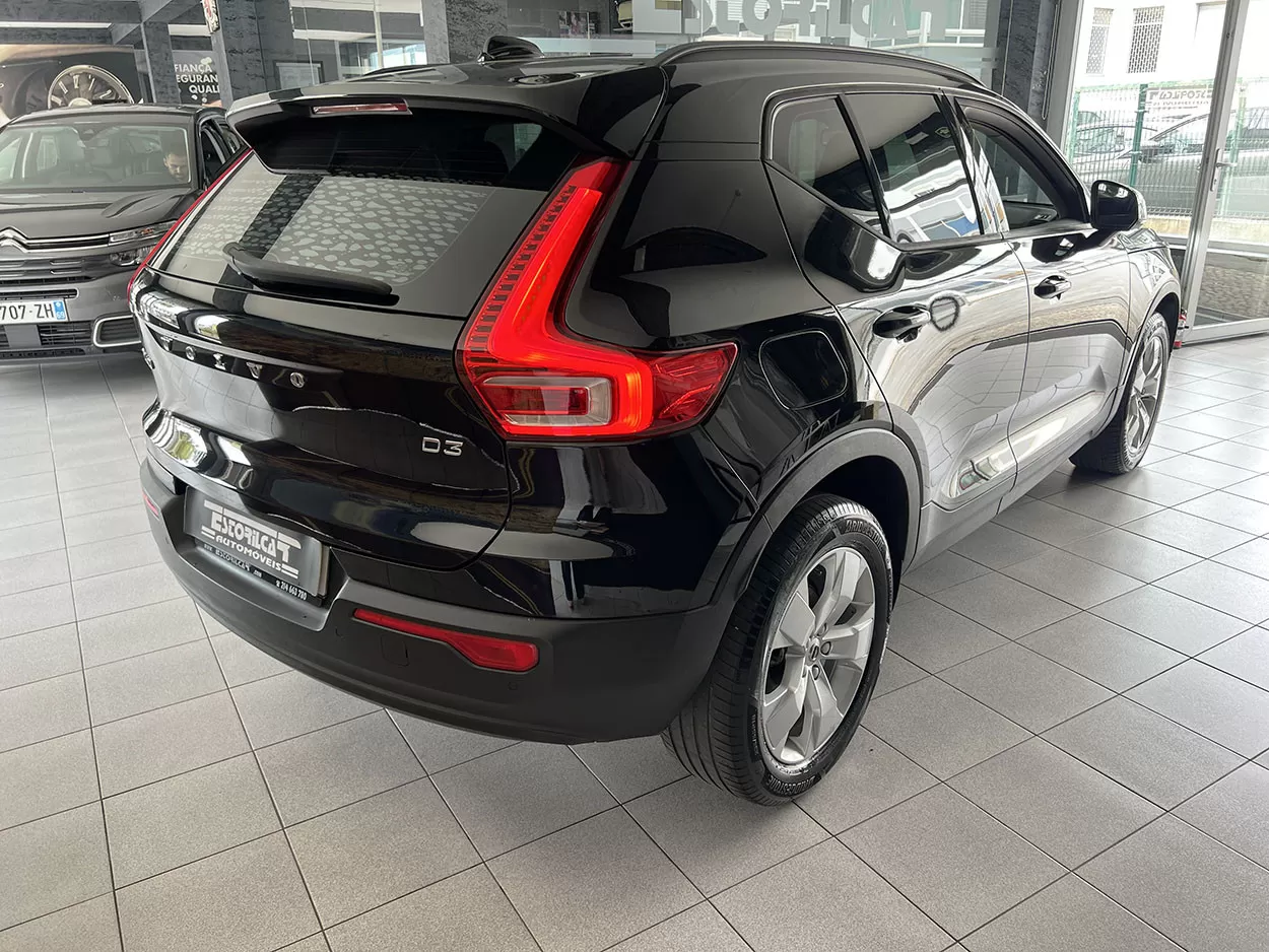 Volvo XC 40 2.0 D3 Momentum - foto 4