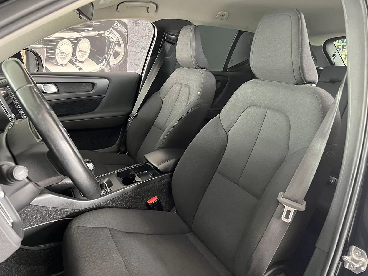 Volvo XC 40 2.0 D3 Momentum - foto 7