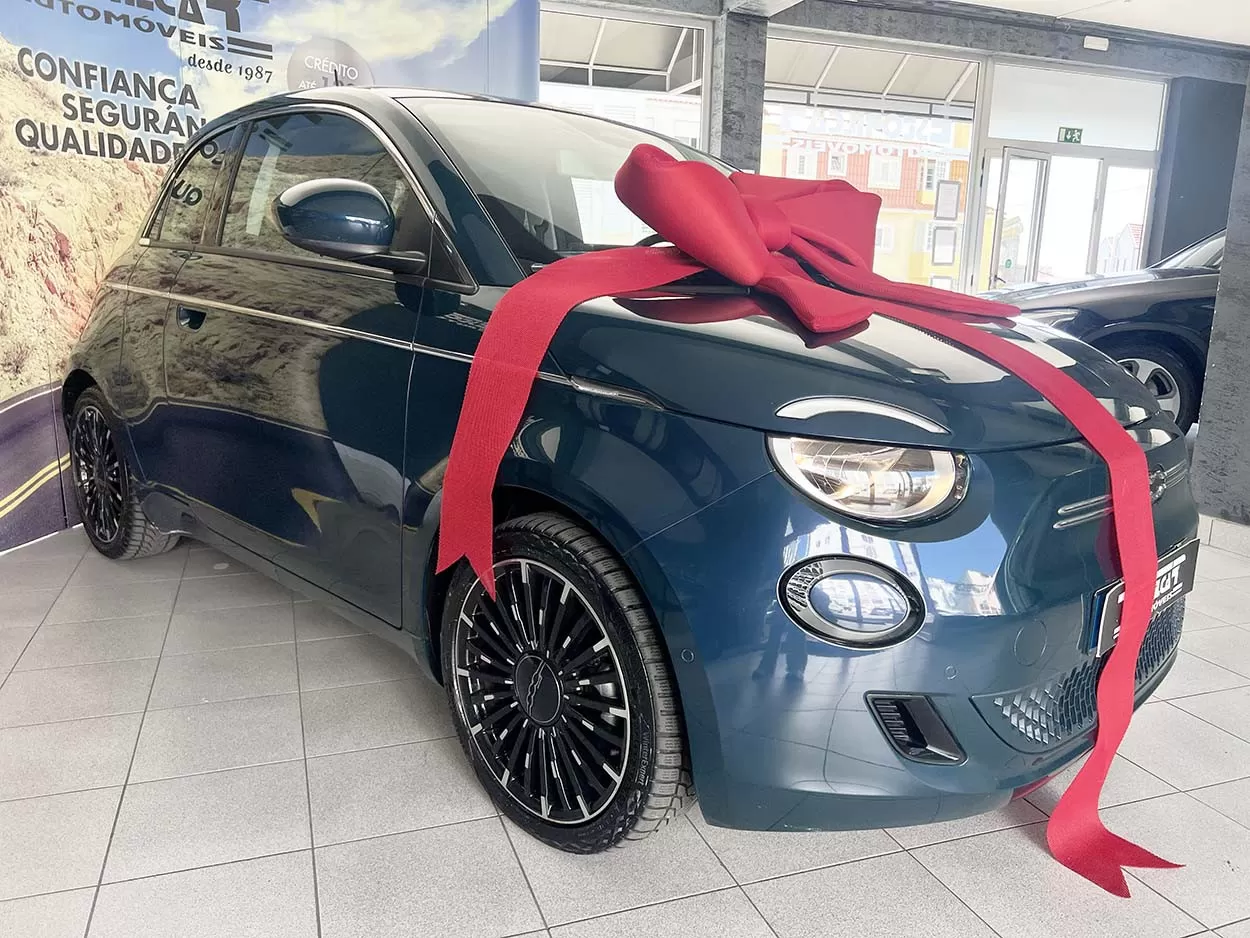 Fiat 500e 3+1 42 KWH ICON - foto 2