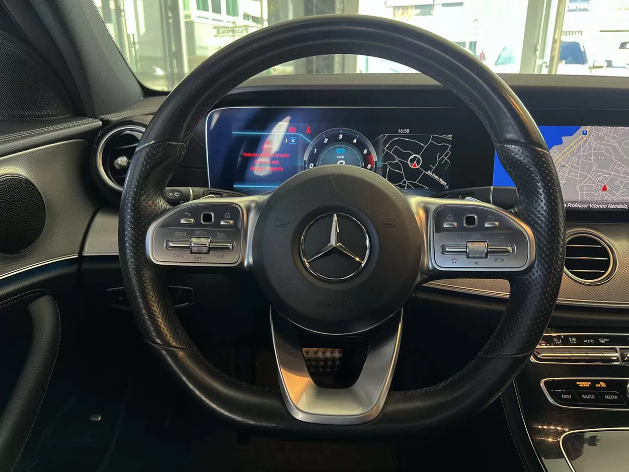 Mercedes-Benz E 300 de Avantgarde 4Matic - foto 8