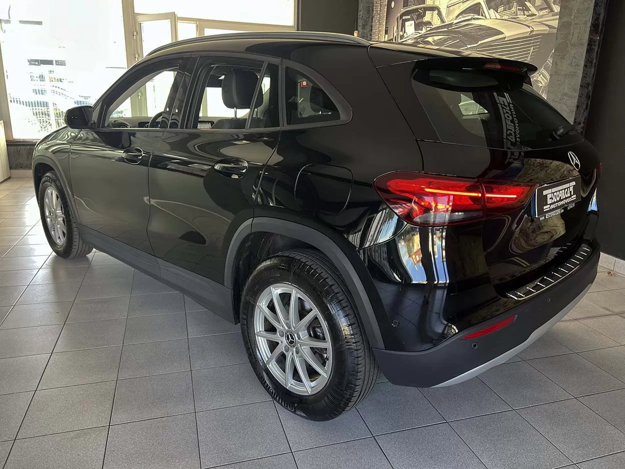Mercedes-Benz GLA 180 7G-DCT Edition 2021 - foto 3