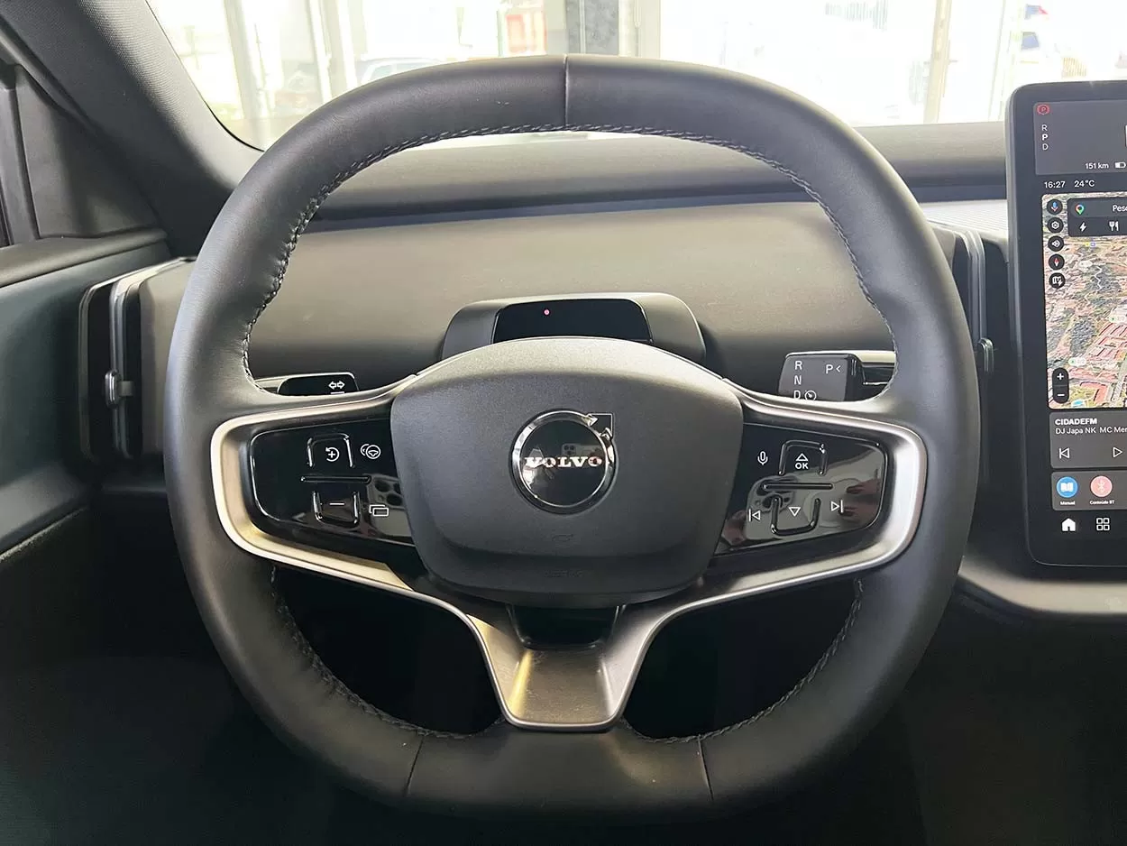 Volvo EX30 Single Motor Extended Range RWD Ultra - foto 8