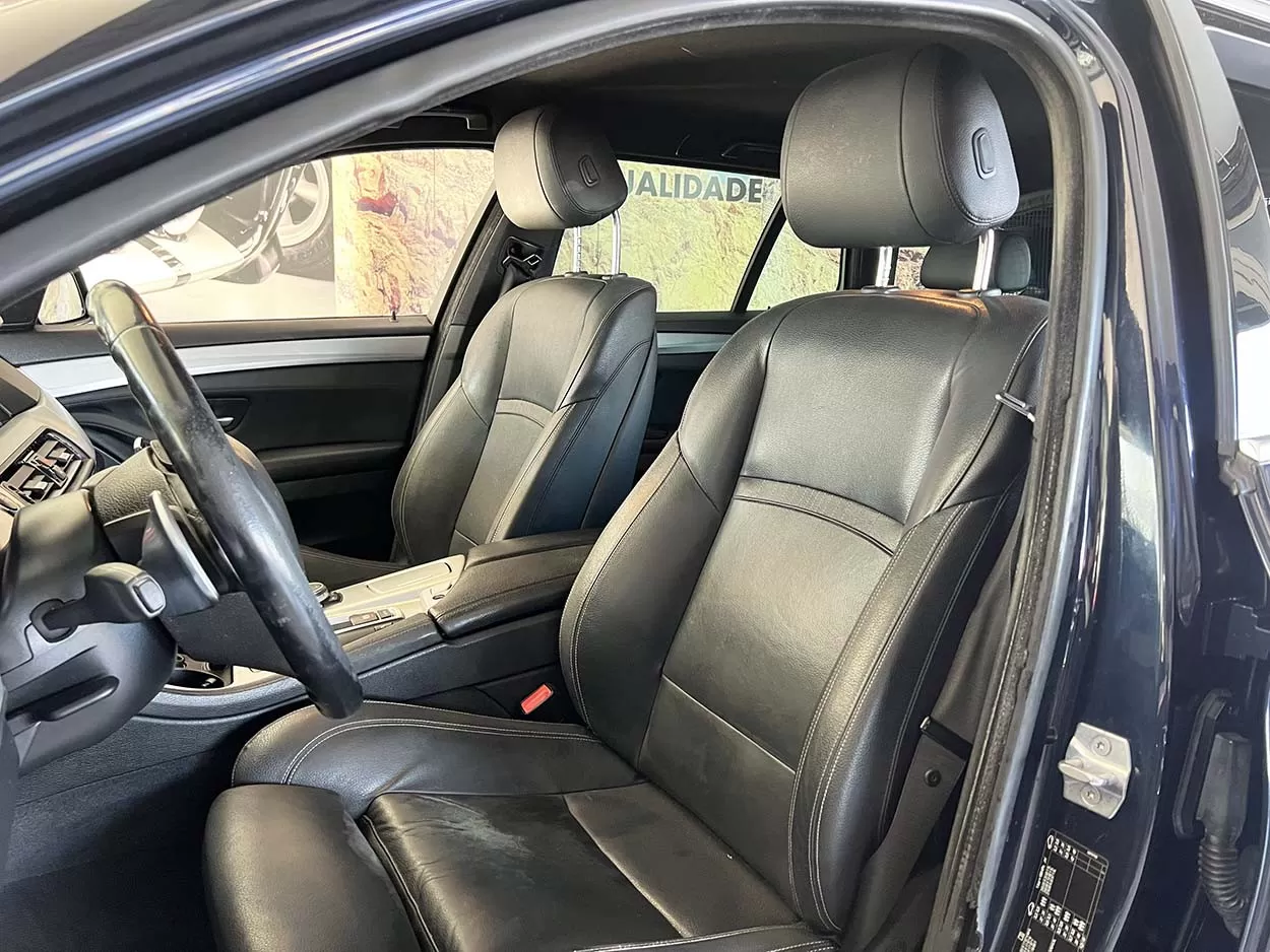 BMW 520 d TOURING LUXURY LINE - foto 7