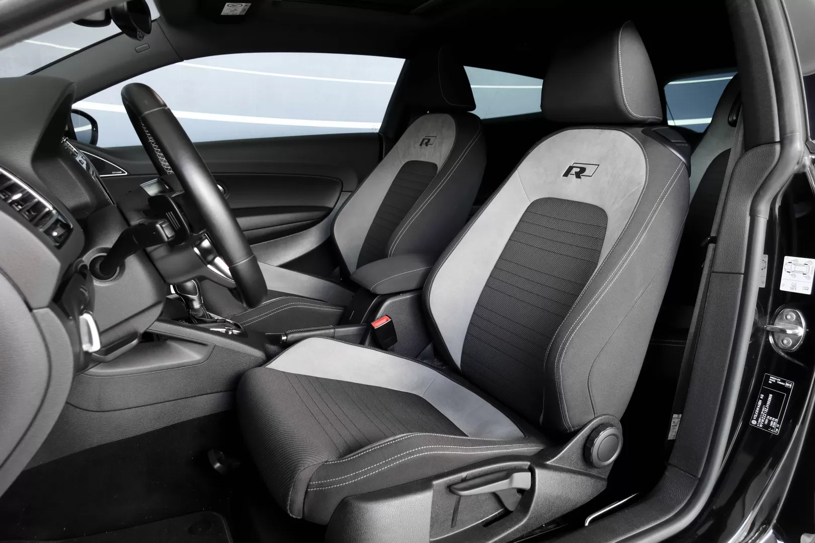 VW Scirocco 2.0 TDI Sport DSG - foto 8