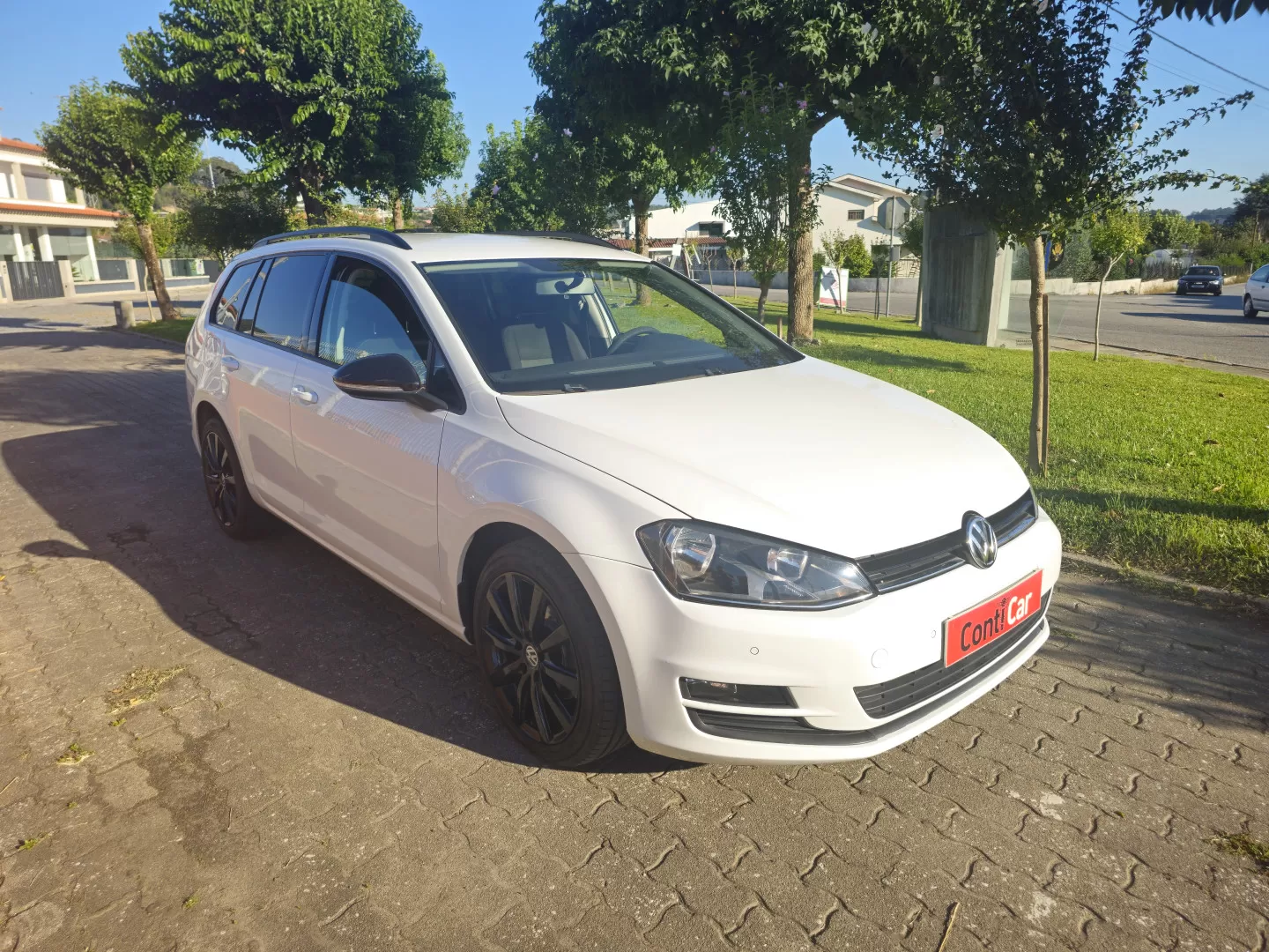 VW Golf Variant 1.6 TDi Confortline - foto 3
