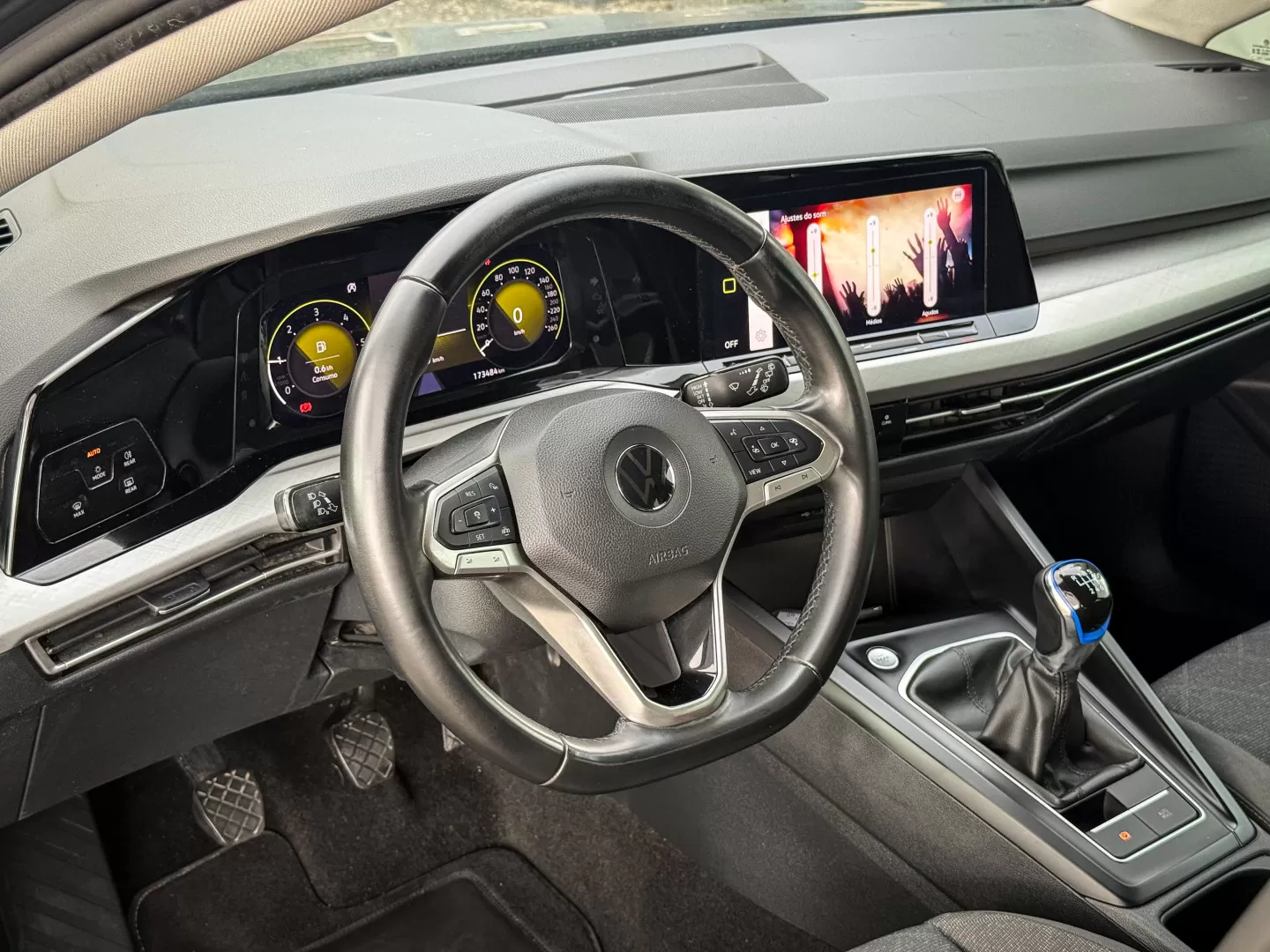 VW Golf 2.0 TDI - foto 4
