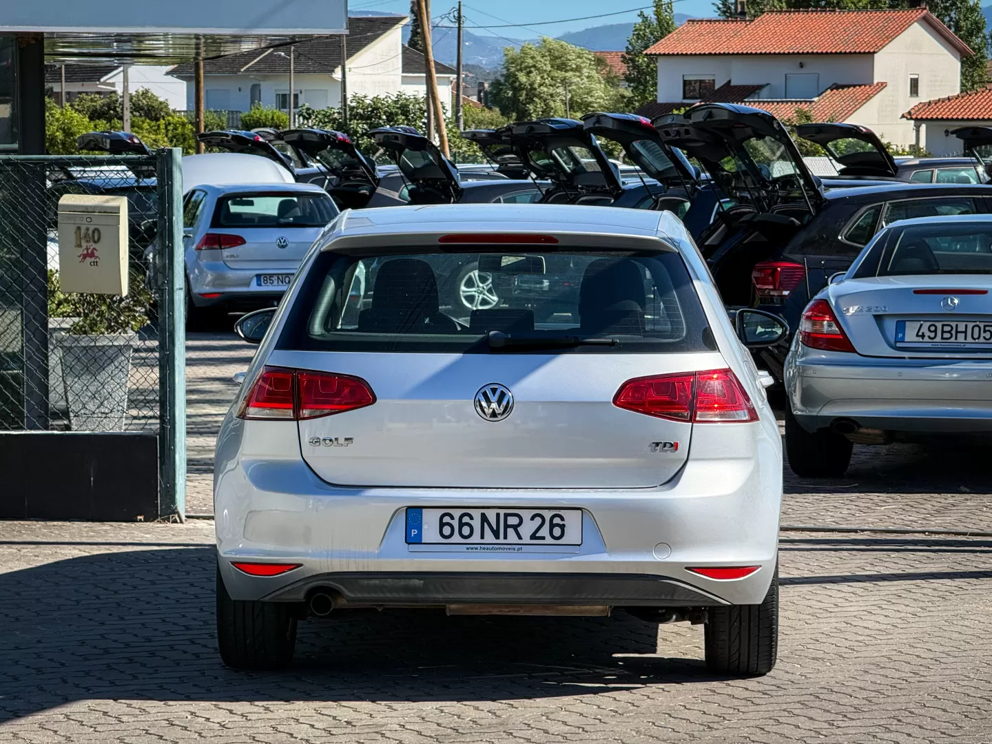 VW Golf 1.6 TDi Highline - foto 4