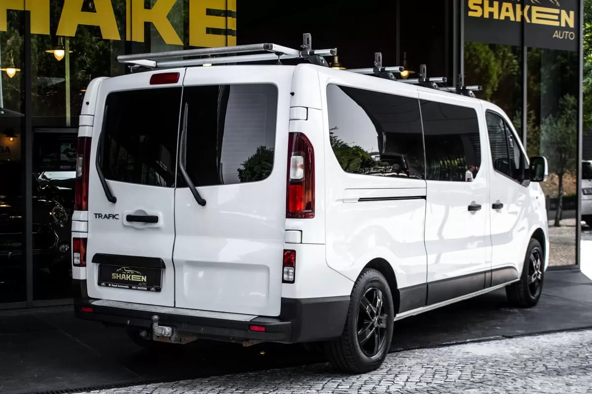 Renault Trafic 2.0 Blue dCi L1 Equilibre - foto 4