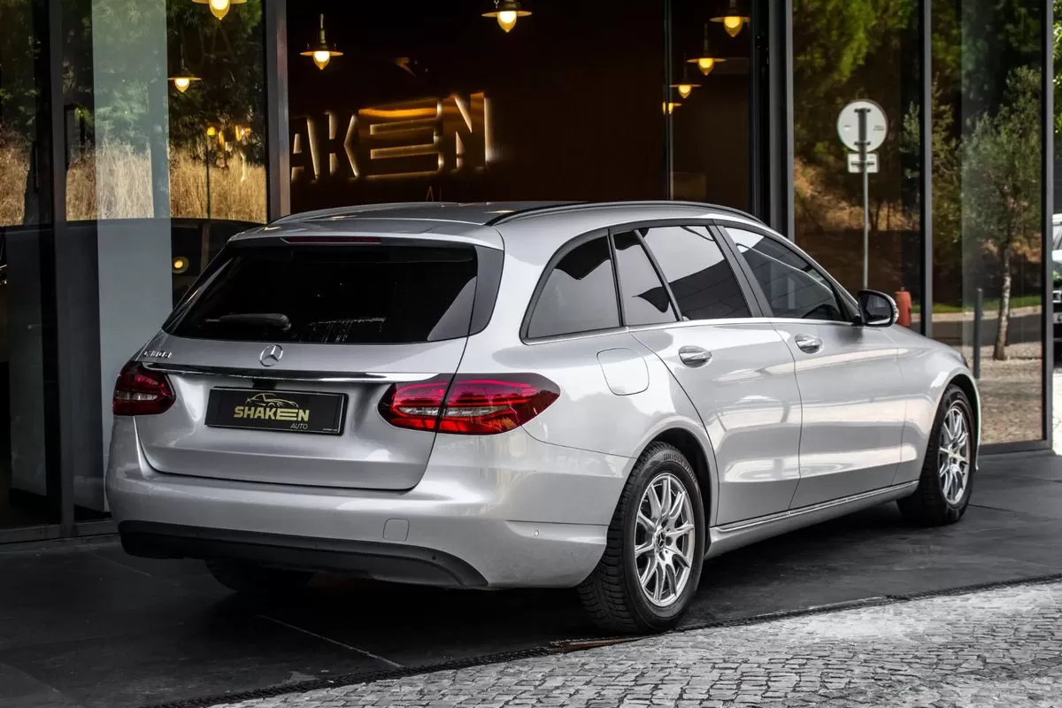 Mercedes-Benz C 180 d Business Solutions - foto 4