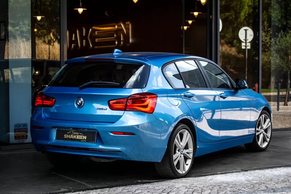 BMW 118  D Aut Luxury Line - foto 4