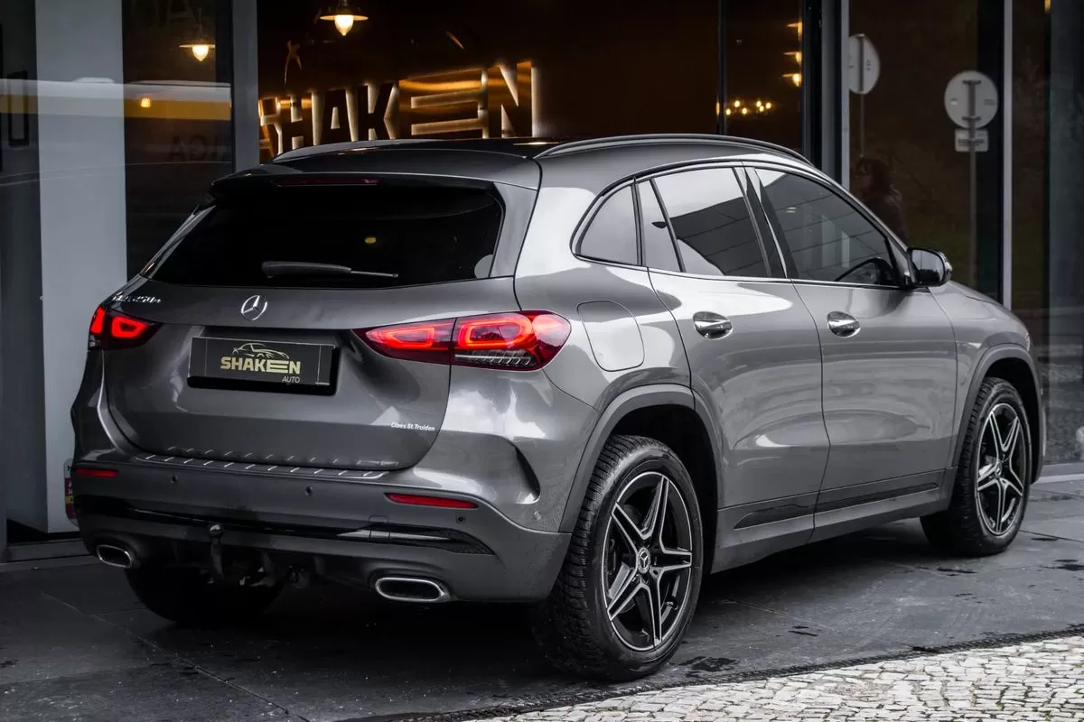 Mercedes-Benz GLA 250 e AMG Line - foto 4