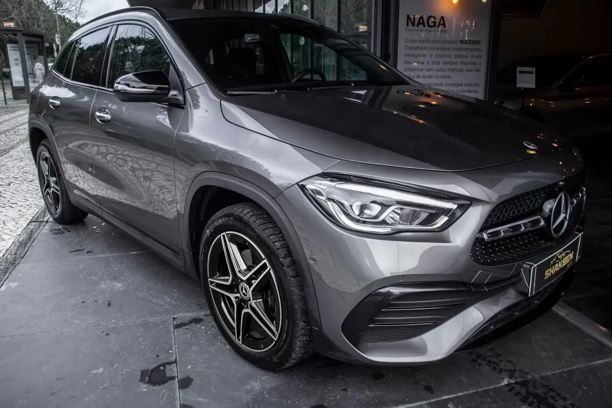 Mercedes-Benz GLA 250 e AMG Line - foto 6