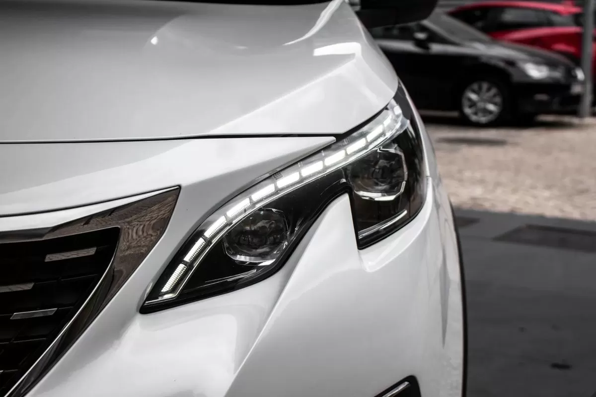 Peugeot 3008  Bluehdi 180 Stop Start Eat8 Gt - foto 3