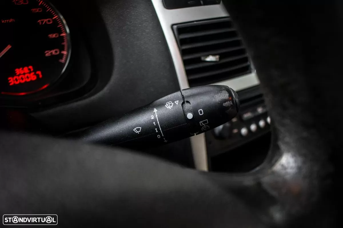Peugeot  307 1.6 HDI - foto 6