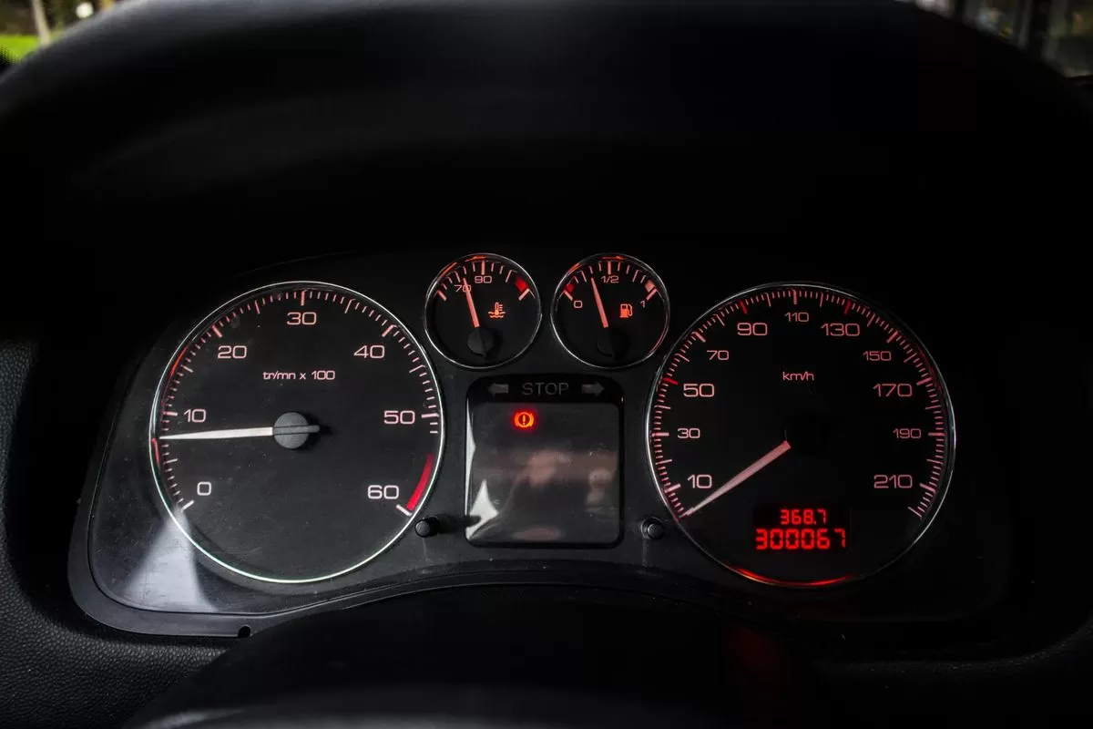 Peugeot  307 1.6 HDI - foto 7